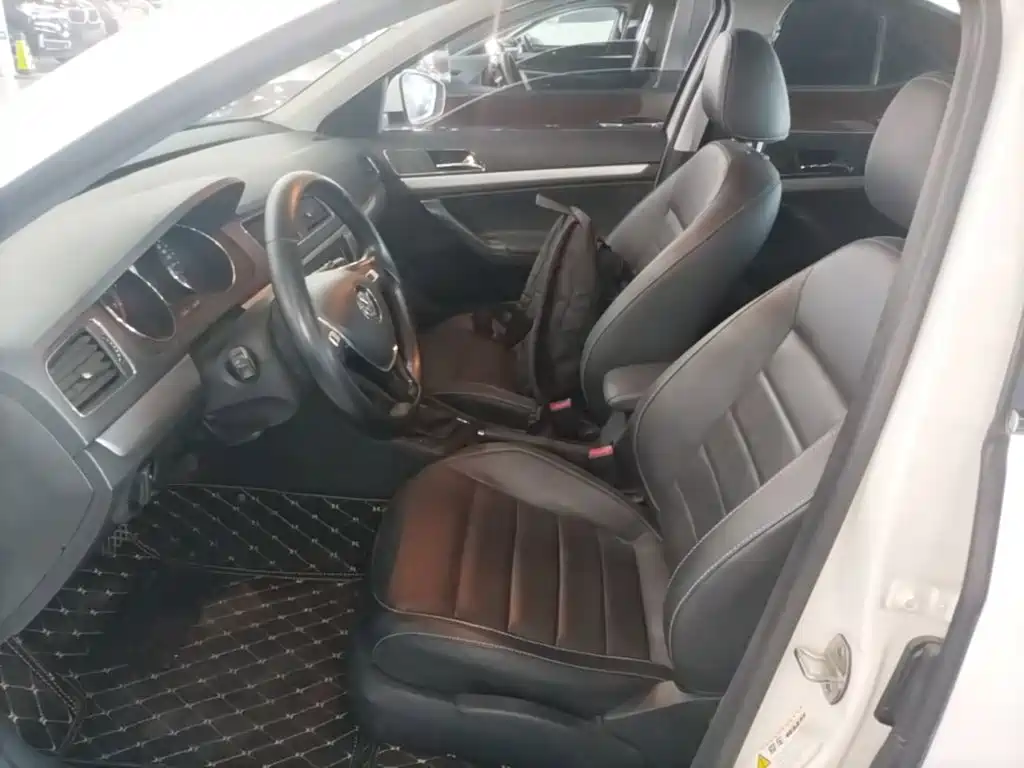 Langxing 2017 180TSI DSG Comfort Edition купить на сайте DeffCars