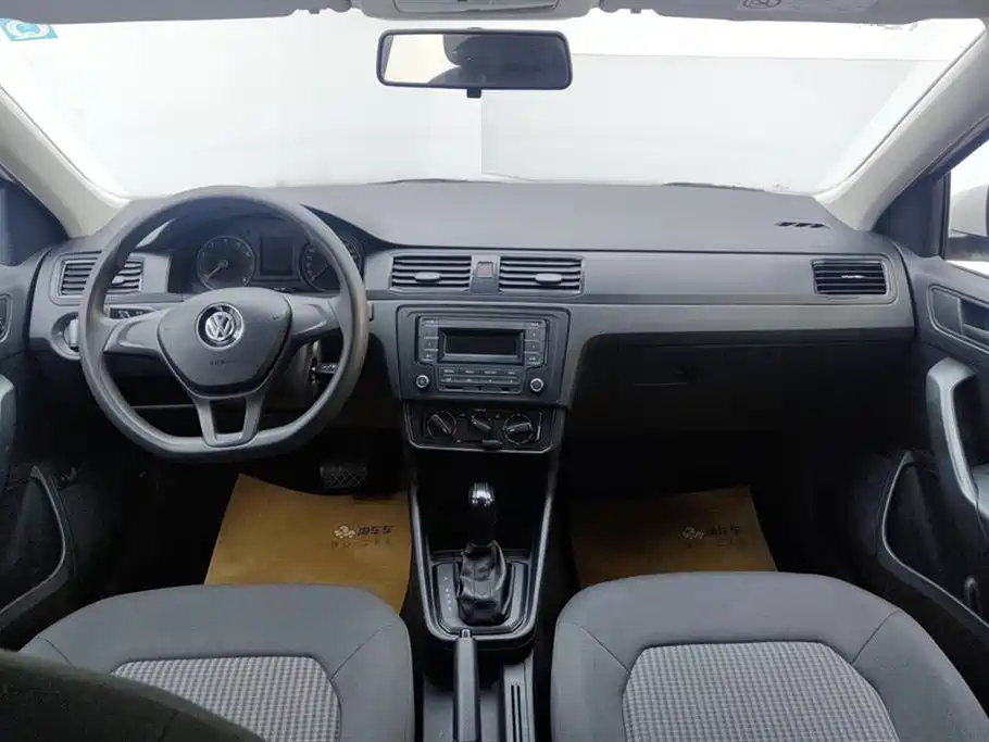 Santana 2021 1.5L automatic fashion version купить на сайте DeffCars