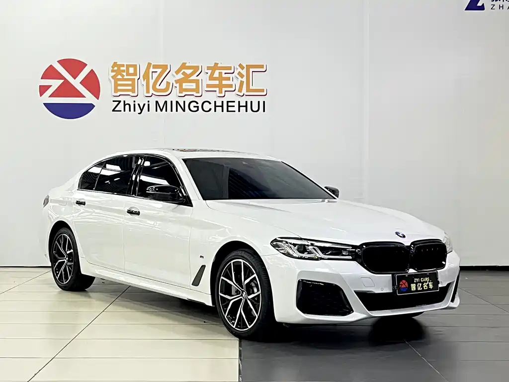 BMW 5 Series 2023 530Li Exclusive M Sports Package купить на сайте DeffCars
