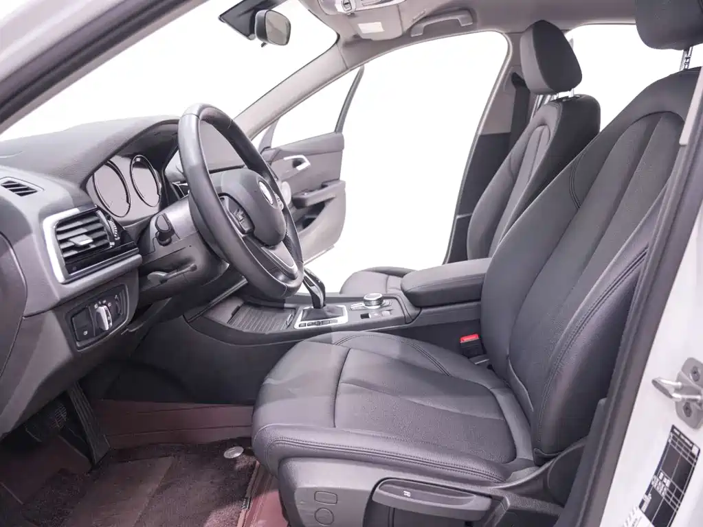 BMW 1 Series 2023 120i M Sports Edition купить на сайте DeffCars