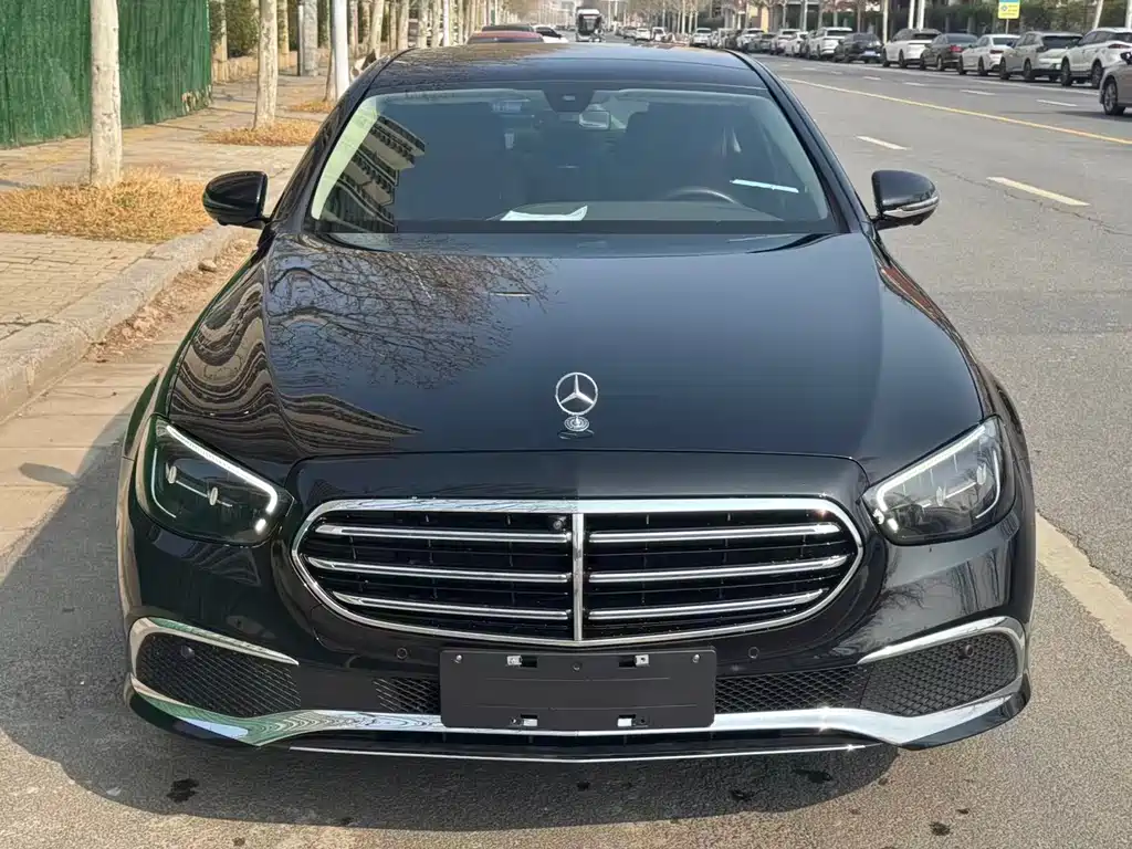 Mercedes-Benz E-Class New Energy 2022 E 350 e L plug-in hybrid sedan купить на сайте DeffCars