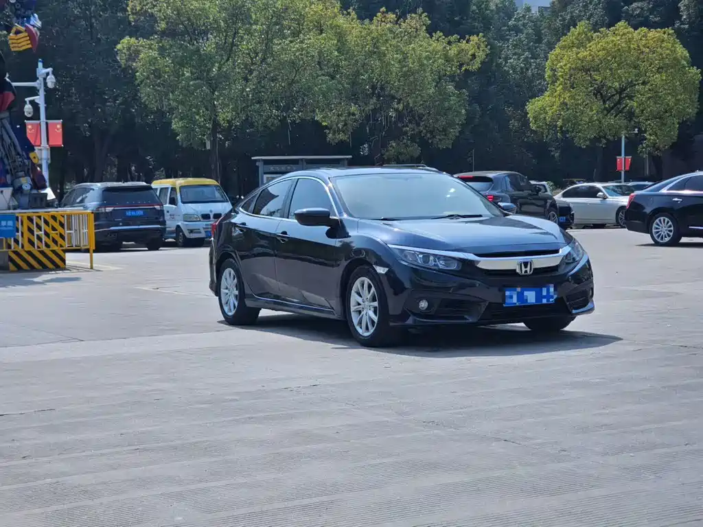 Civic 2016 180TURBO CVT Comfort Edition купить на сайте DeffCars