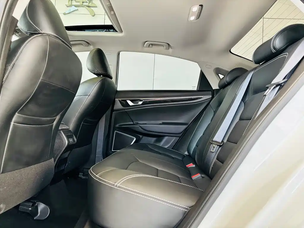 Emgrand GL 2021 UP 1.4T CVT luxury model купить на сайте DeffCars