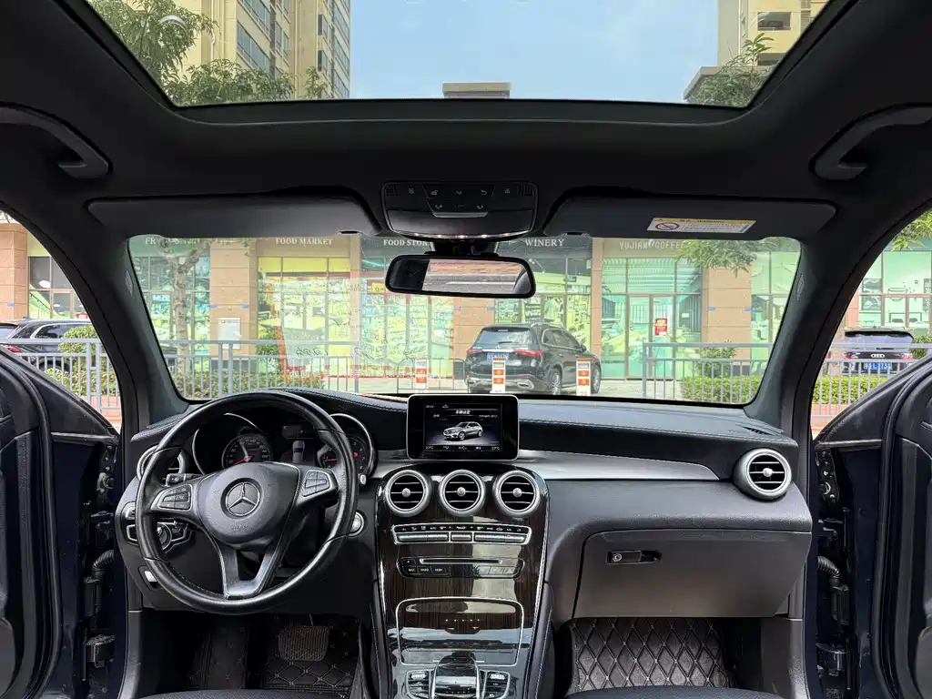 Mercedes-Benz GLC 2019 GLC 260 4MATIC Dynamic купить на сайте DeffCars