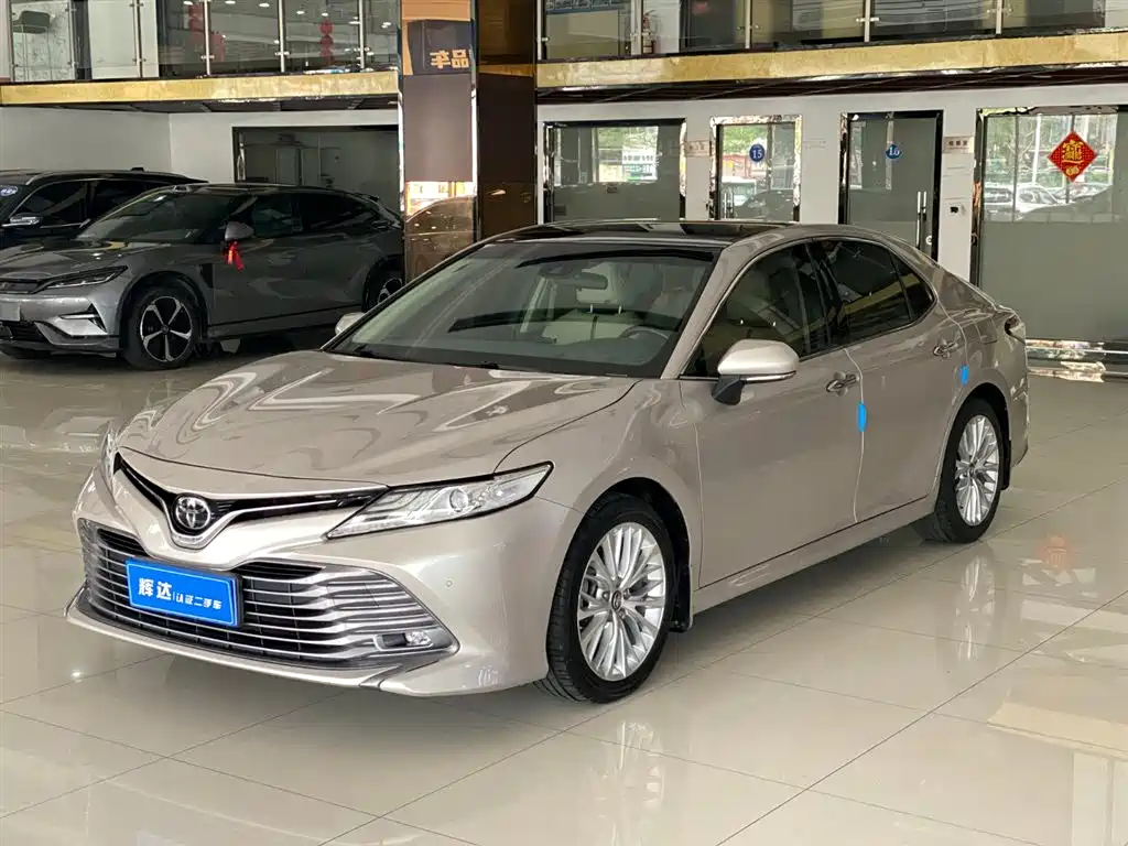Camry 2019 facelift 2.5G Deluxe Edition купить на сайте DeffCars