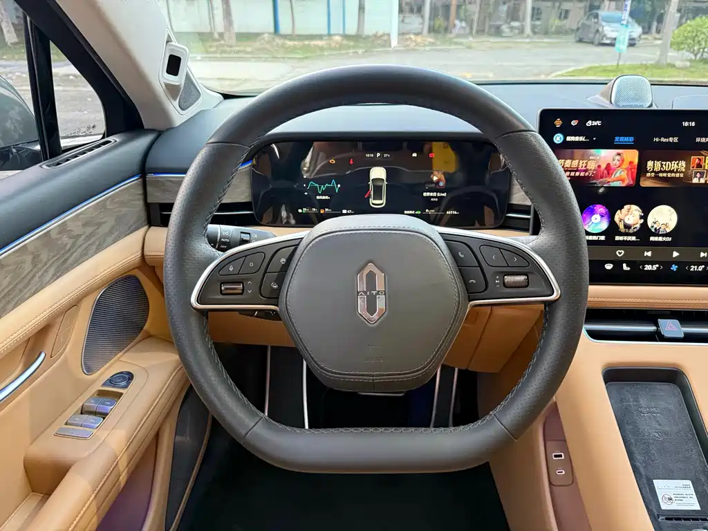 Wenjie M5 2022 extended range four-wheel drive flagship version купить на сайте DeffCars