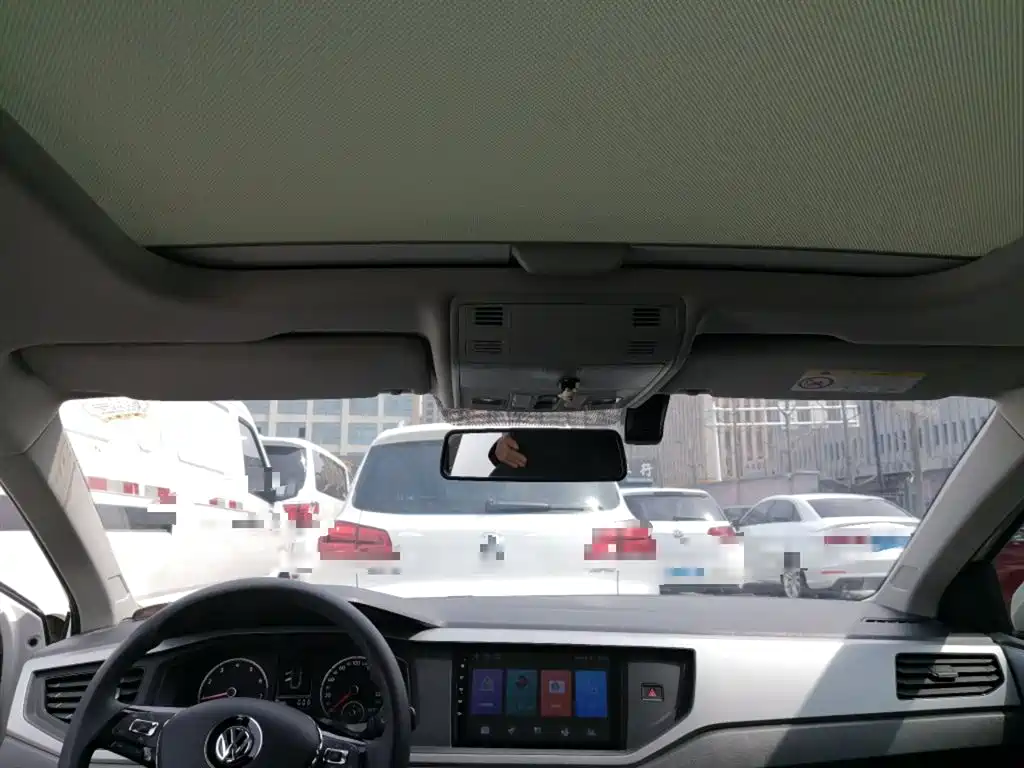Polo 2019 Plus 1.5L Automatic Panoramic Enjoyment Edition купить на сайте DeffCars