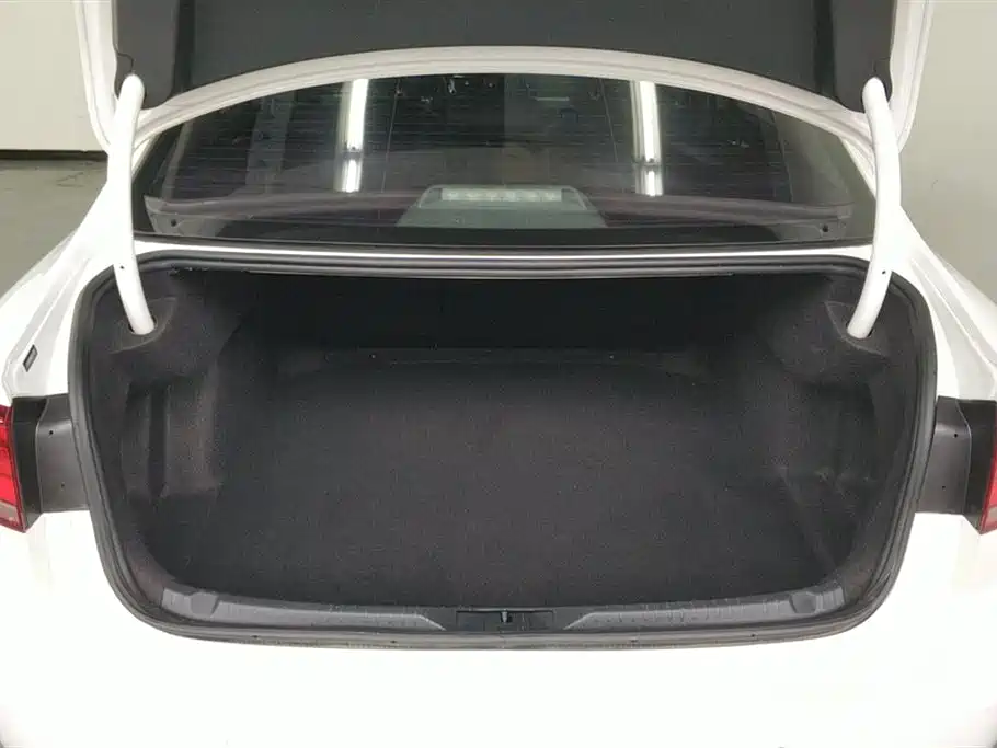 Lingdu 2017 280TSI DSG Comfort Edition купить на сайте DeffCars
