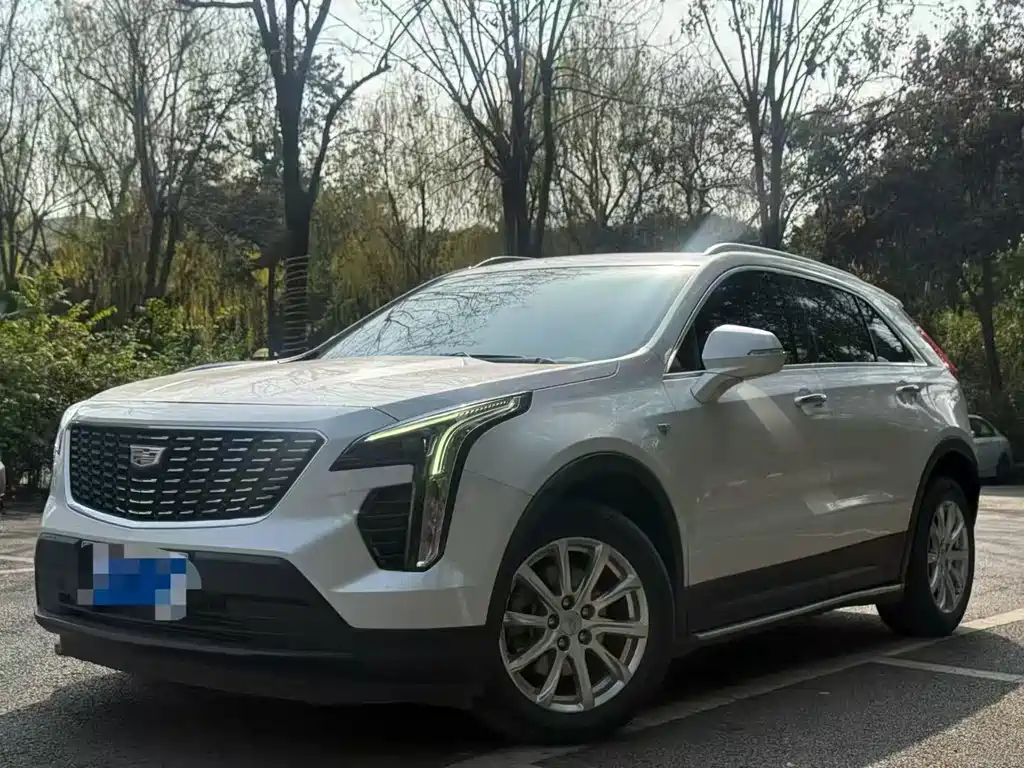 Cadillac XT4 2021 28T two-wheel drive luxury model купить на сайте DeffCars
