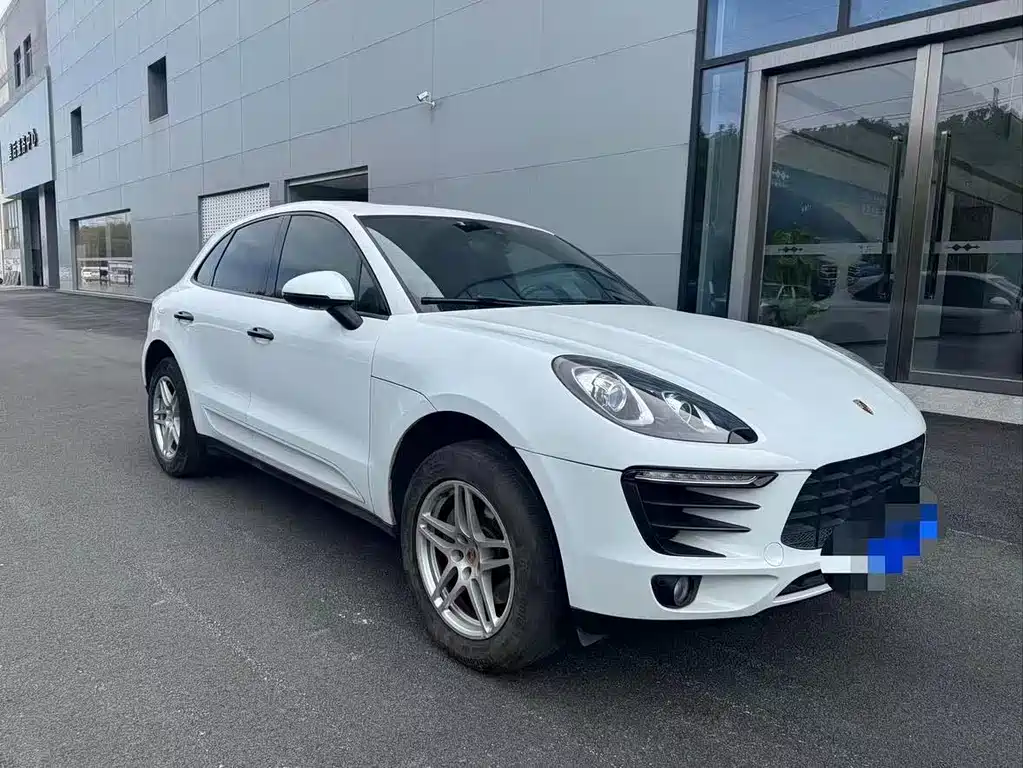 Macan 2017 Macan 2.0T купить на сайте DeffCars