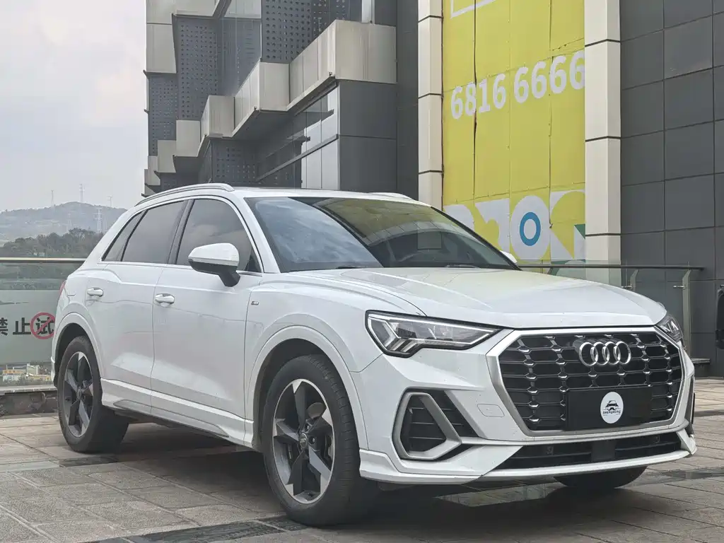 Audi Q3 2020 35 TFSI Fashionable and Dynamic купить на сайте DeffCars