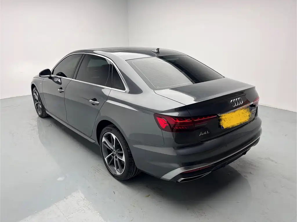 Audi A4L 2022 40 TFSI Fashionable and Dynamic купить на сайте DeffCars