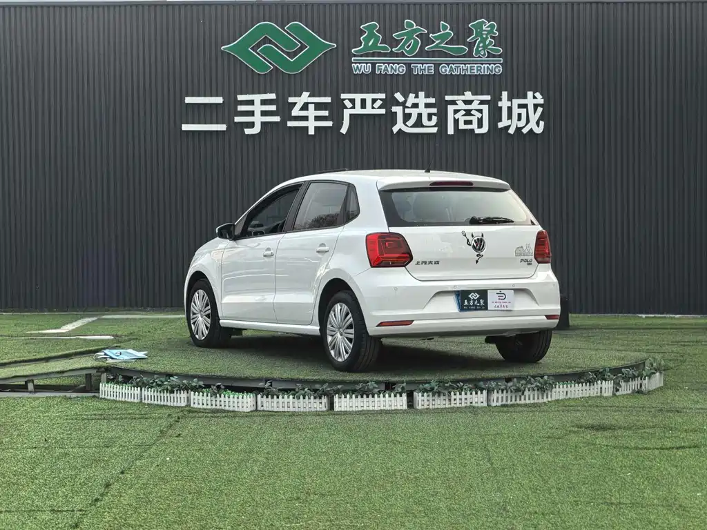 Polo 2016 1.6L automatic comfort model купить на сайте DeffCars