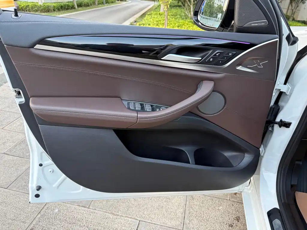 BMW X4 2019 xDrive25i M Sports Package купить на сайте DeffCars