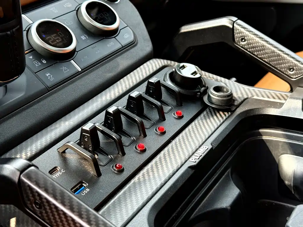 Land Rover Defender 2024 110 3.0T P400 Dark Special Edition купить на сайте DeffCars