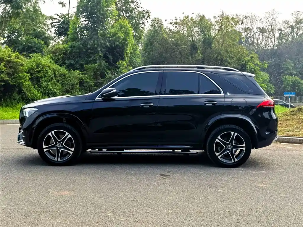 Mercedes-Benz GLE New Energy 2021 GLE 350 e 4MATIC купить на сайте DeffCars