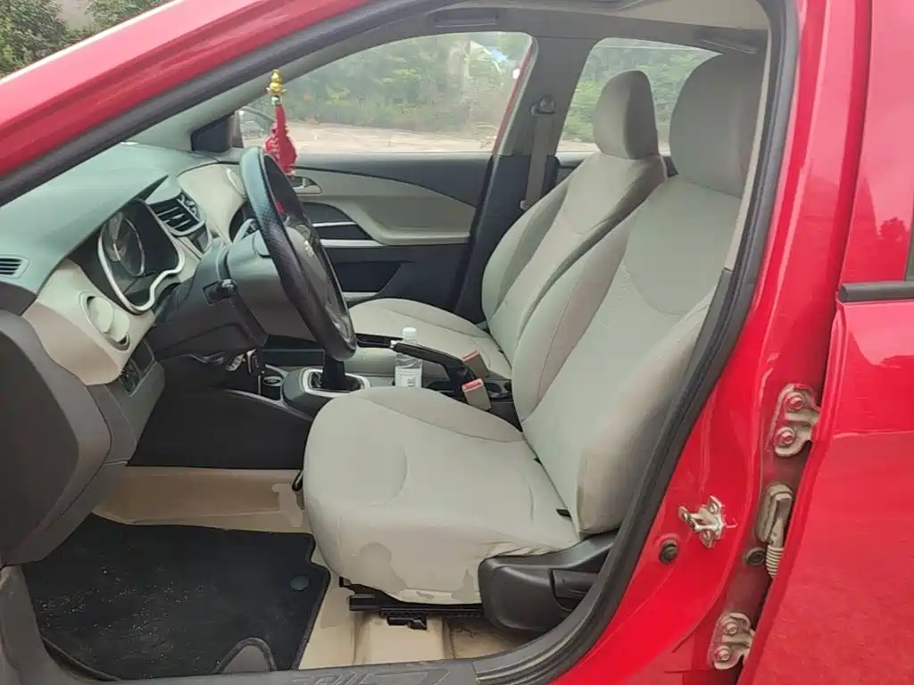 Sail 2015 Sail 3 1.5L manual ideal sunroof version купить на сайте DeffCars