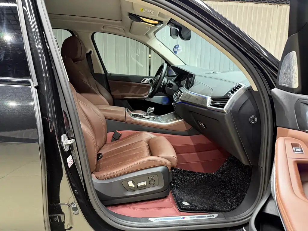 BMW X5 imported 2021 xDrive40i M sports package купить на сайте DeffCars