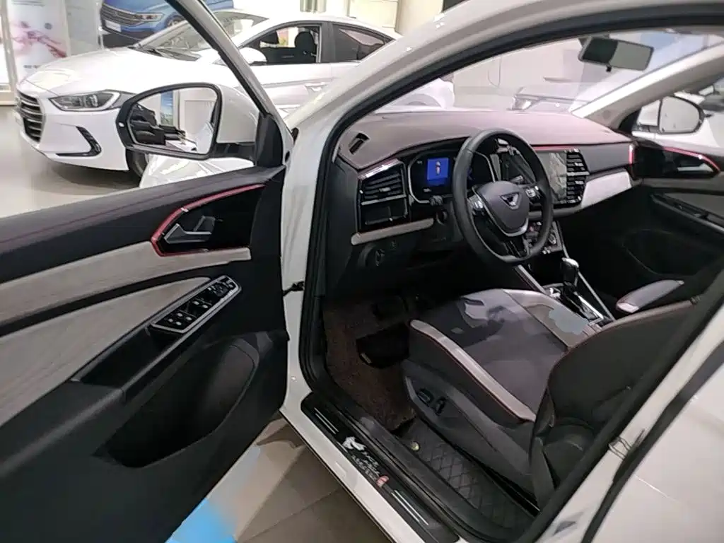 Jetta VS7 2022 280TSI Automatic Joy Edition купить на сайте DeffCars