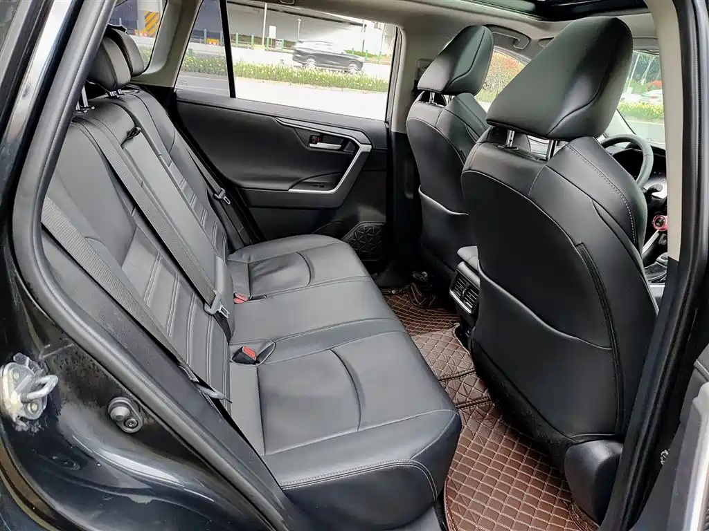 Wilanda 2023 2.0L CVT two-wheel drive luxury PLUS version купить на сайте DeffCars