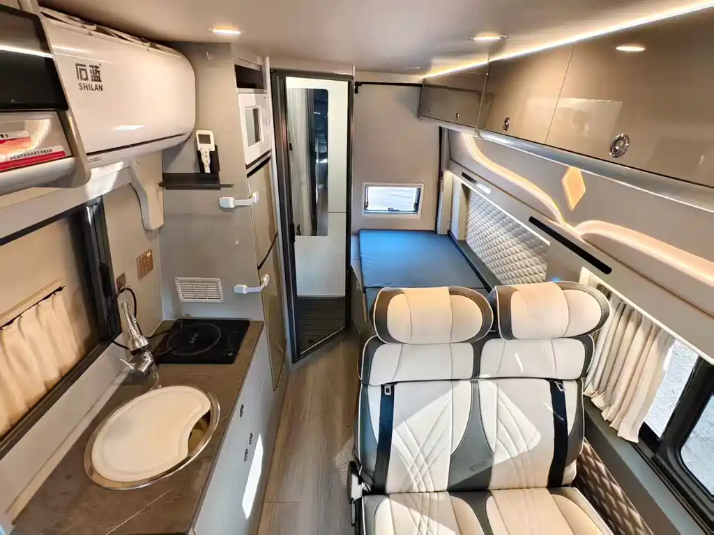 Jiangling Fushun 2024 business operation modified vehicle 2.0T automatic business comfort version 10 seats купить на сайте DeffCars