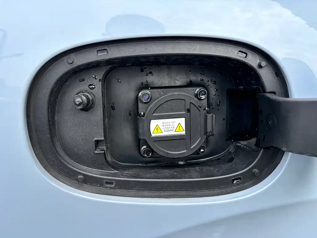 Wuling Bingo 2024 model 333km Lingxi Internet model купить на сайте DeffCars