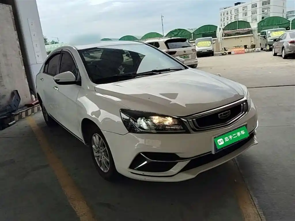 Emgrand 2020 1.5L CVT luxury model купить на сайте DeffCars