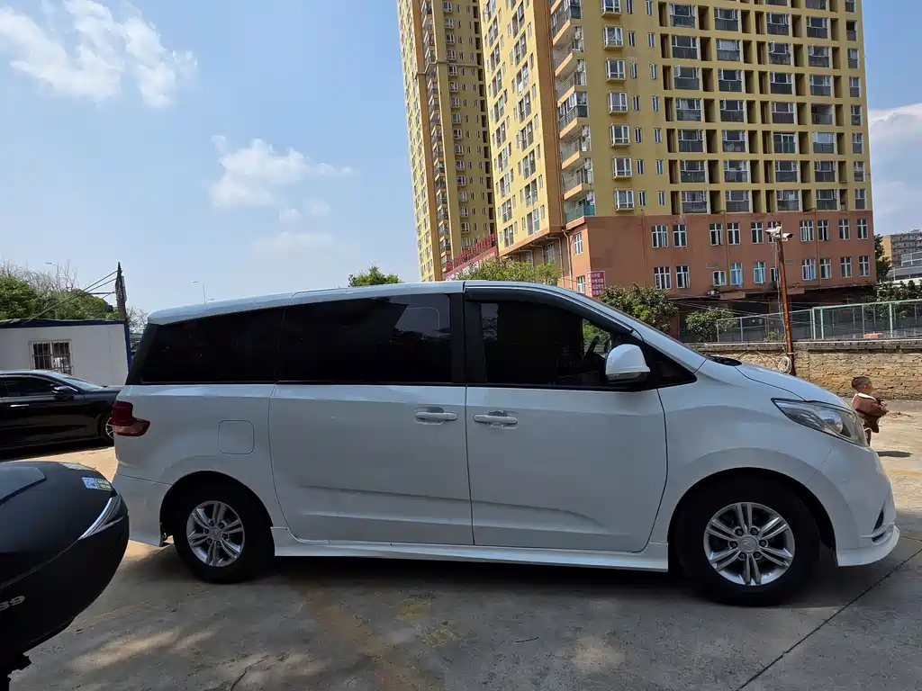 Maxus G10 2021 2.0T Manual Elite Edition Diesel 7 Seats купить на сайте DeffCars