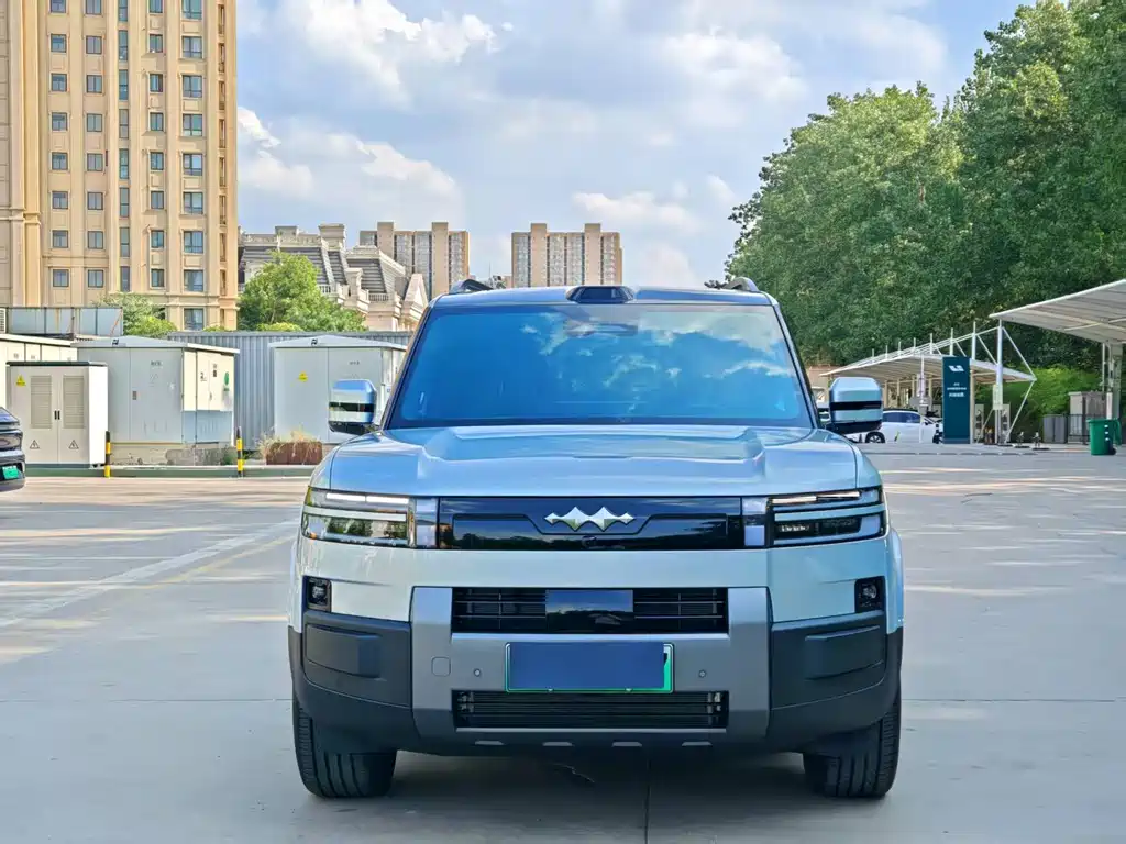 Titanium 7 2025 190KM four-wheel drive Ultra version купить на сайте DeffCars