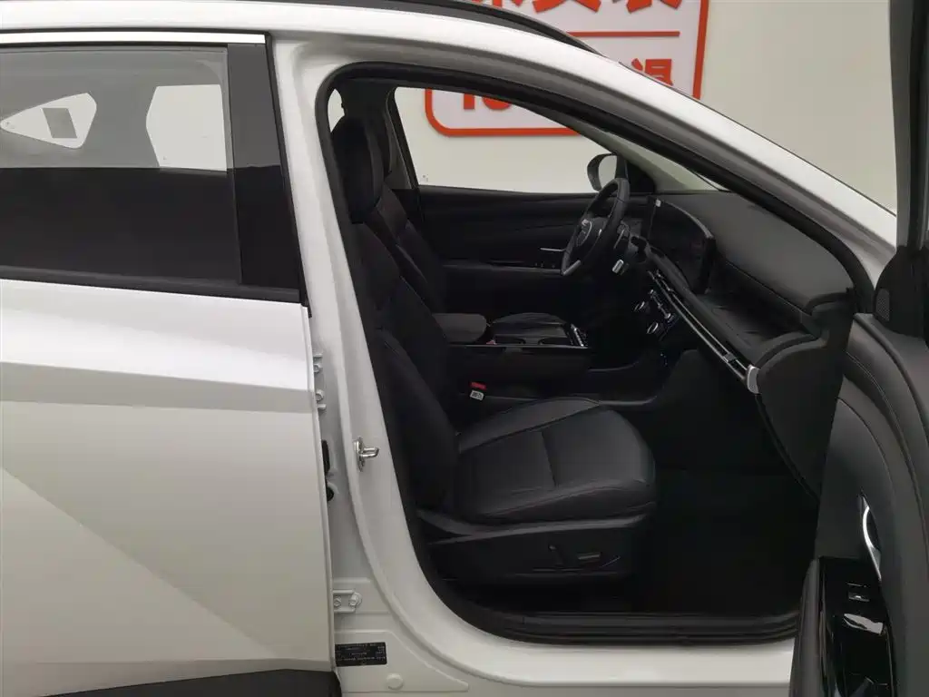 Tucson 2025 Tucson L 1.5T Premium Edition купить на сайте DeffCars