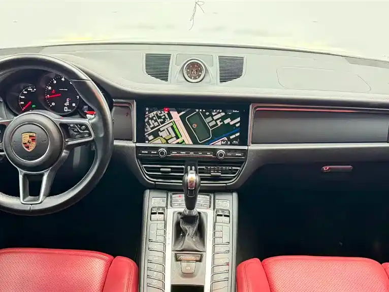 Macan 2021 2.0T купить на сайте DeffCars