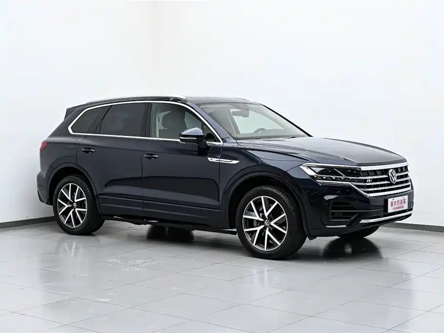 Touareg 2021 3.0TSI Ruixiang Edition Classic Sports Package купить на сайте DeffCars