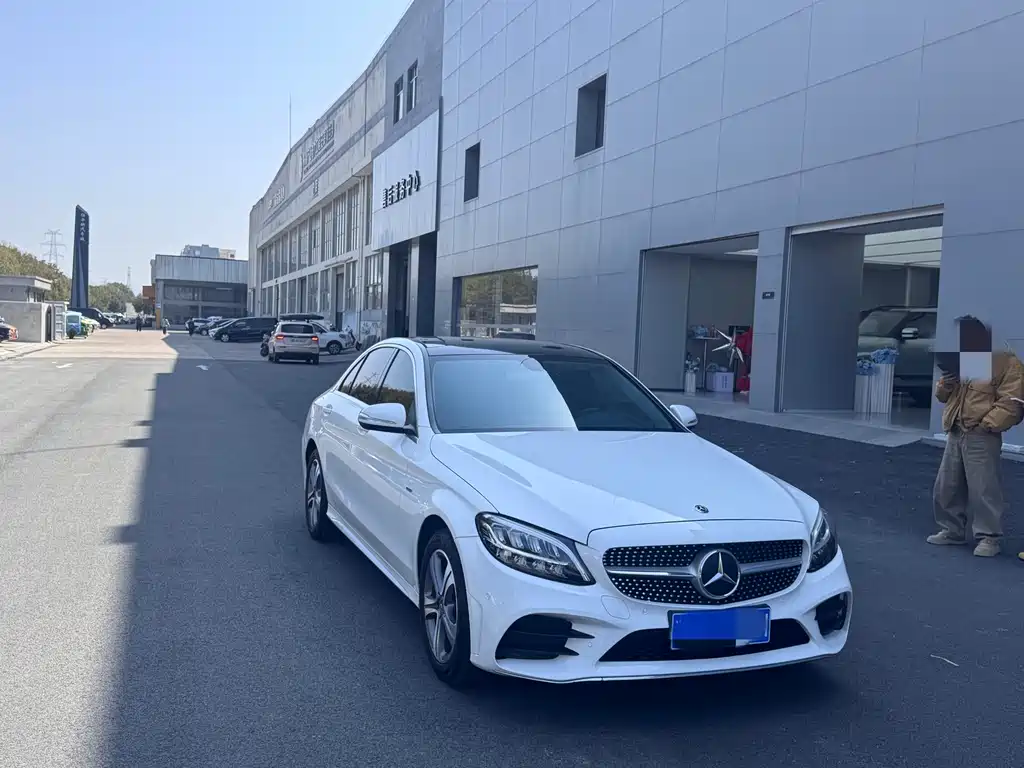 Mercedes-Benz C-Class 2019 C 260 L Sports Edition купить на сайте DeffCars