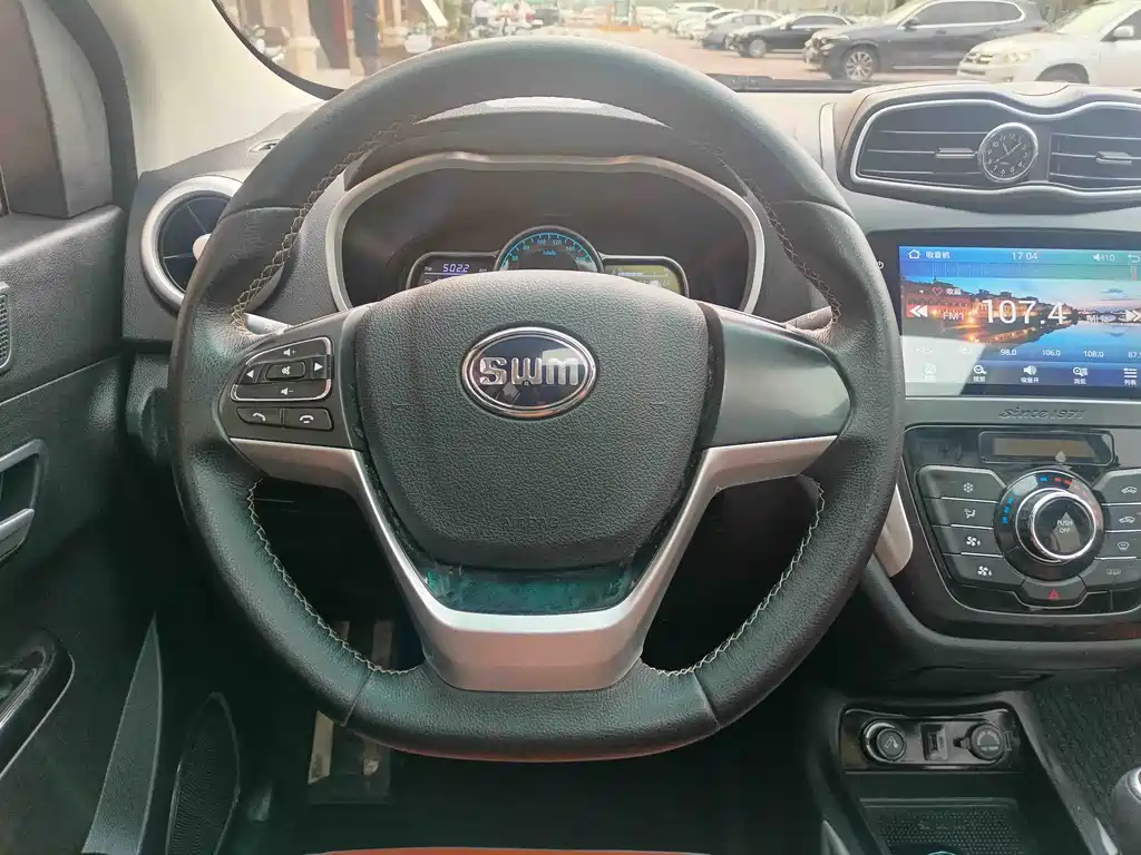SWM X3 2020 1.5L manual fashion type 7 seats купить на сайте DeffCars