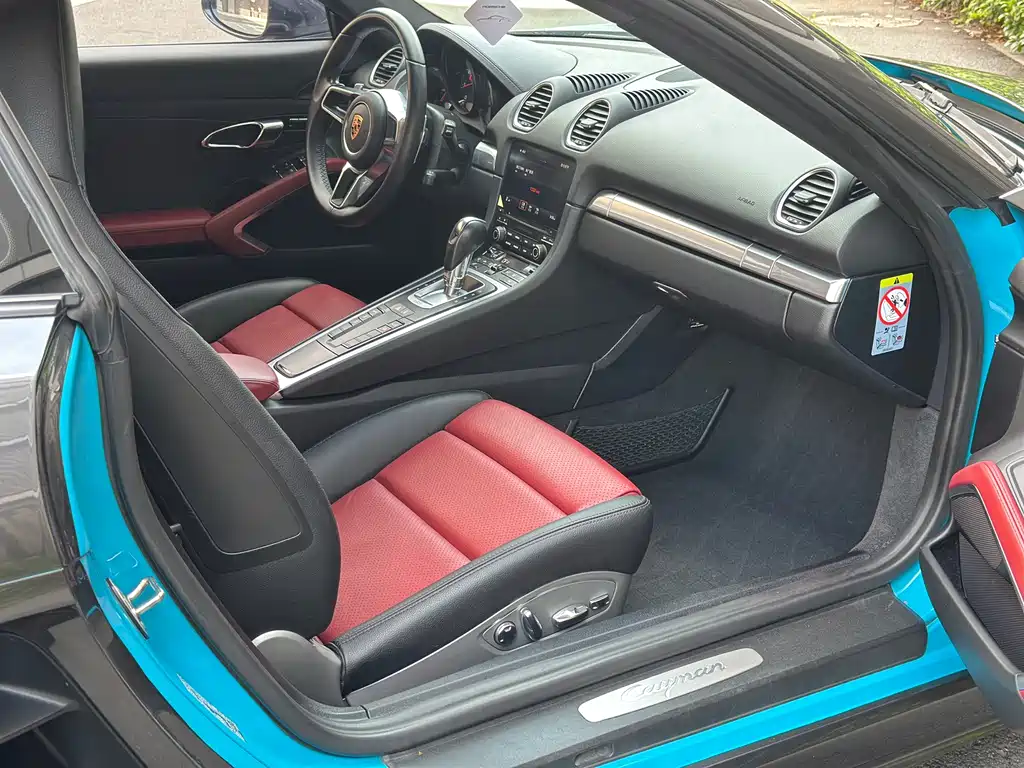 Porsche 718 2018 Cayman 2.0T купить на сайте DeffCars