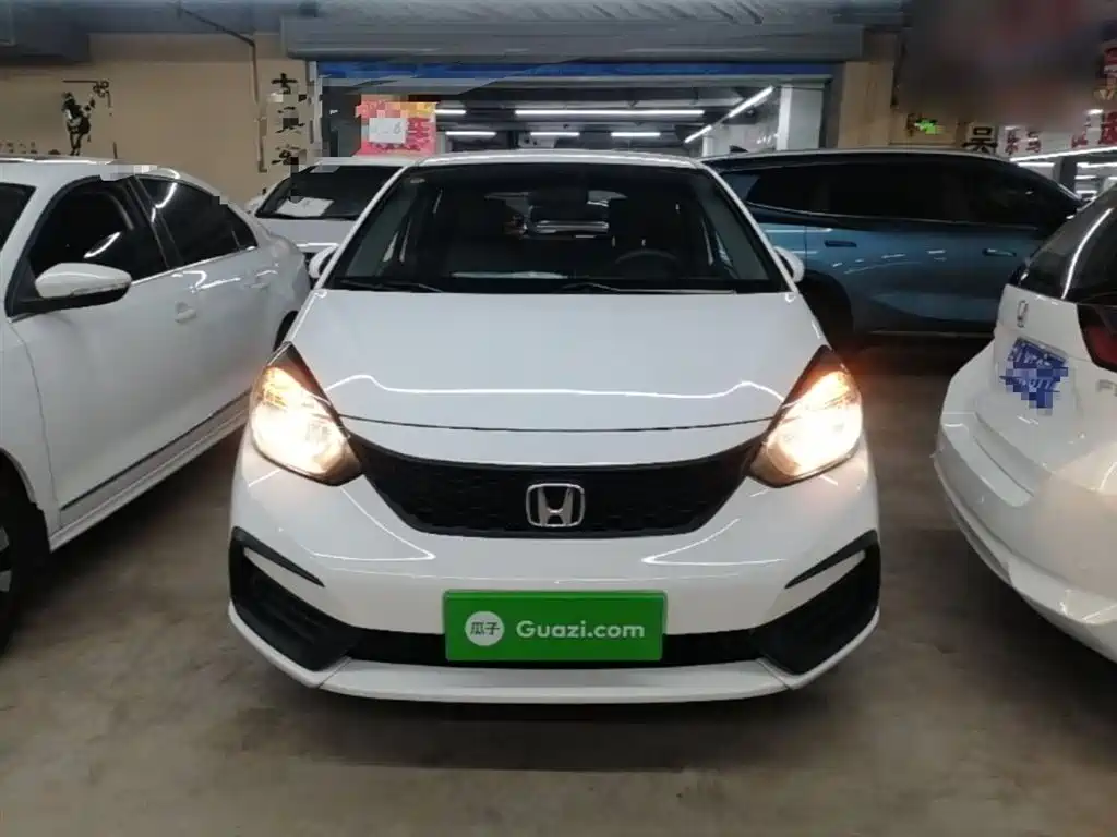 Fit 2021 1.5L CVT Trendy Edition купить на сайте DeffCars