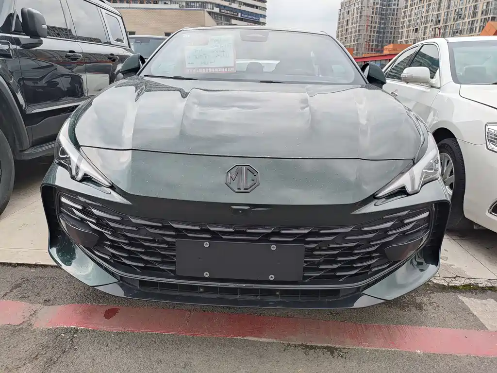 MG7 2025 2.0T 405 AT Exclusive Edition купить на сайте DeffCars