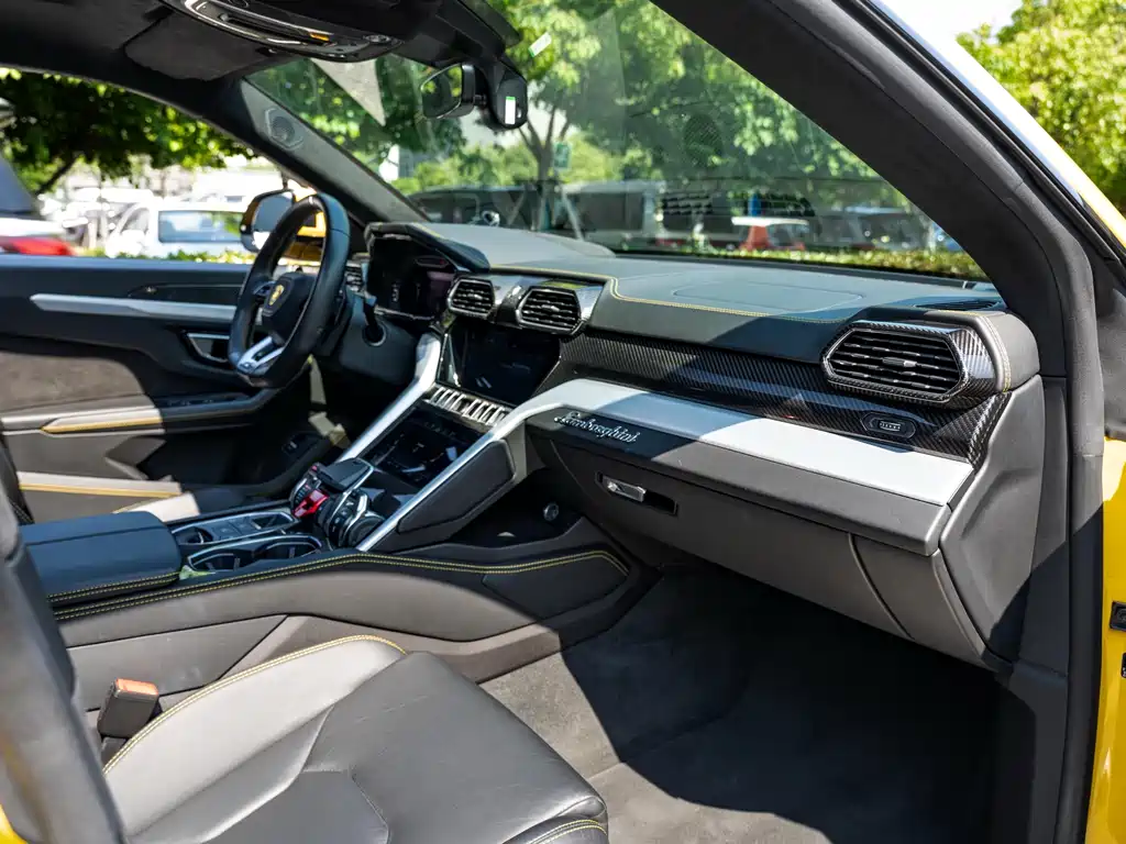 Urus 2018 4.0T V8 купить на сайте DeffCars