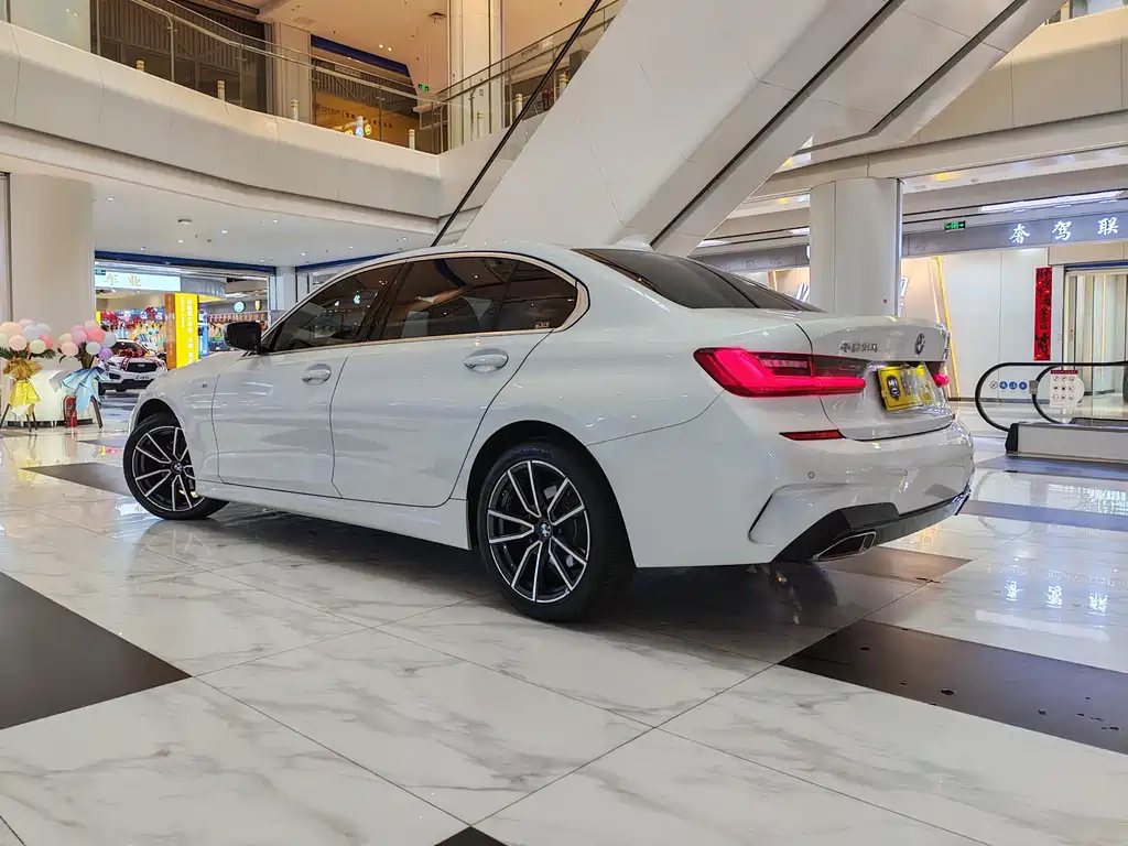 BMW 3 Series 2022 320Li M Sports Package купить на сайте DeffCars