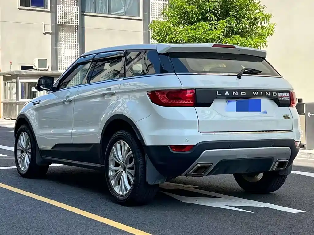 Landwind X7 2015 2.0T Panoramic Premium Edition купить на сайте DeffCars