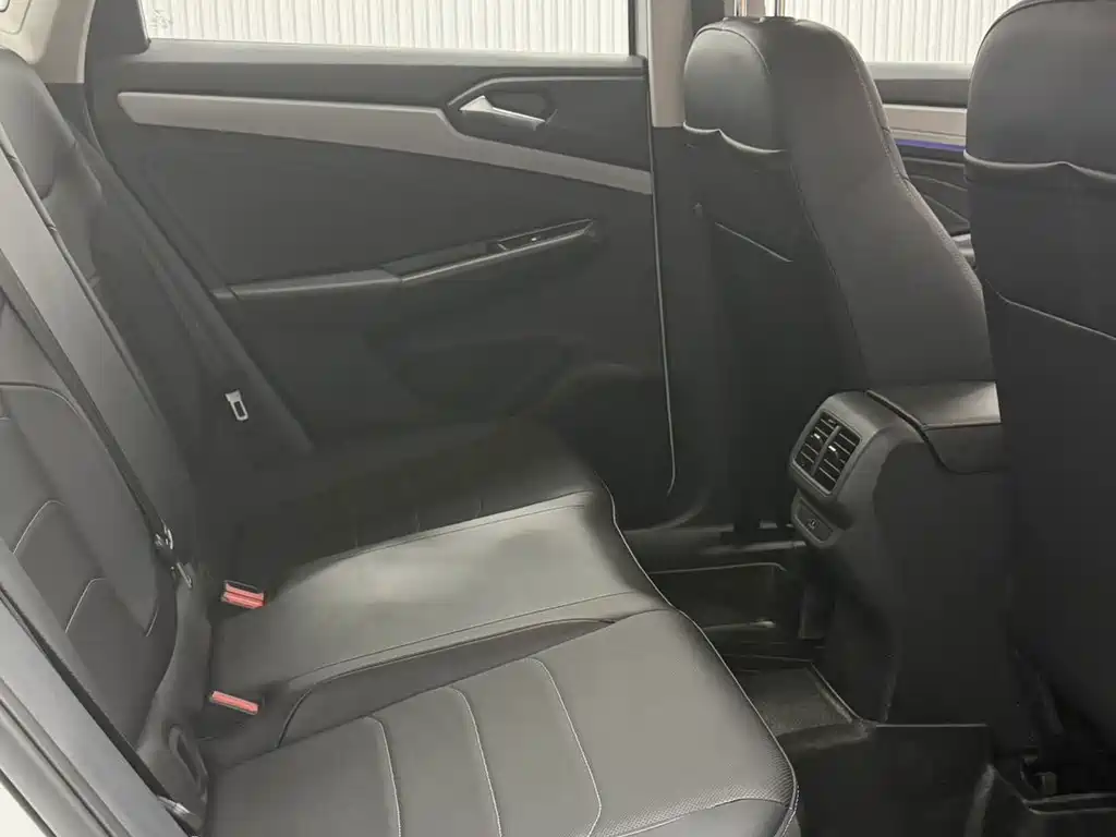 Jetta VS5 2023 280TSI Automatic High Gloss Honor Edition купить на сайте DeffCars