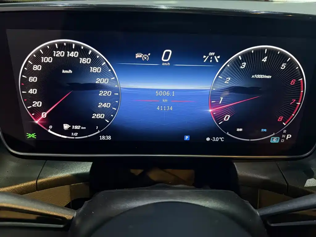 Mercedes-Benz GLC 2024 GLC 260 L 4MATIC luxury model 5 seats купить на сайте DeffCars