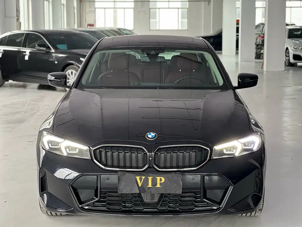 BMW 3 Series 2025 330Li M Sports Night Package купить на сайте DeffCars