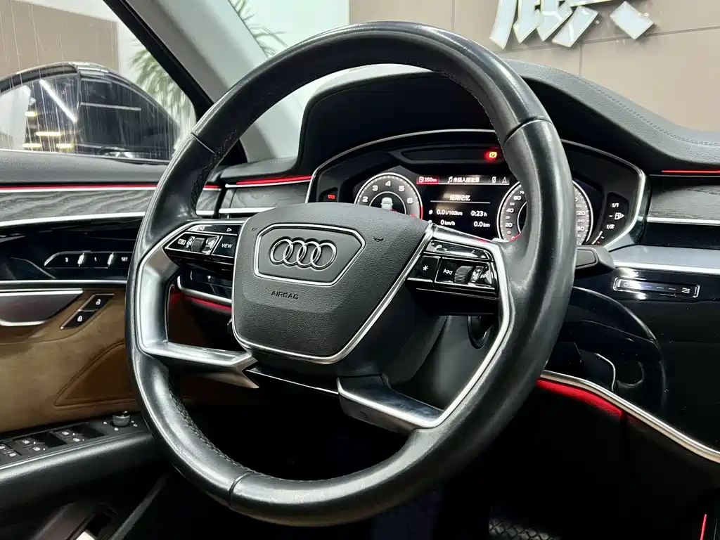 Audi A8 2022 A8L 50 TFSI quattro Comfort Collection Edition купить на сайте DeffCars
