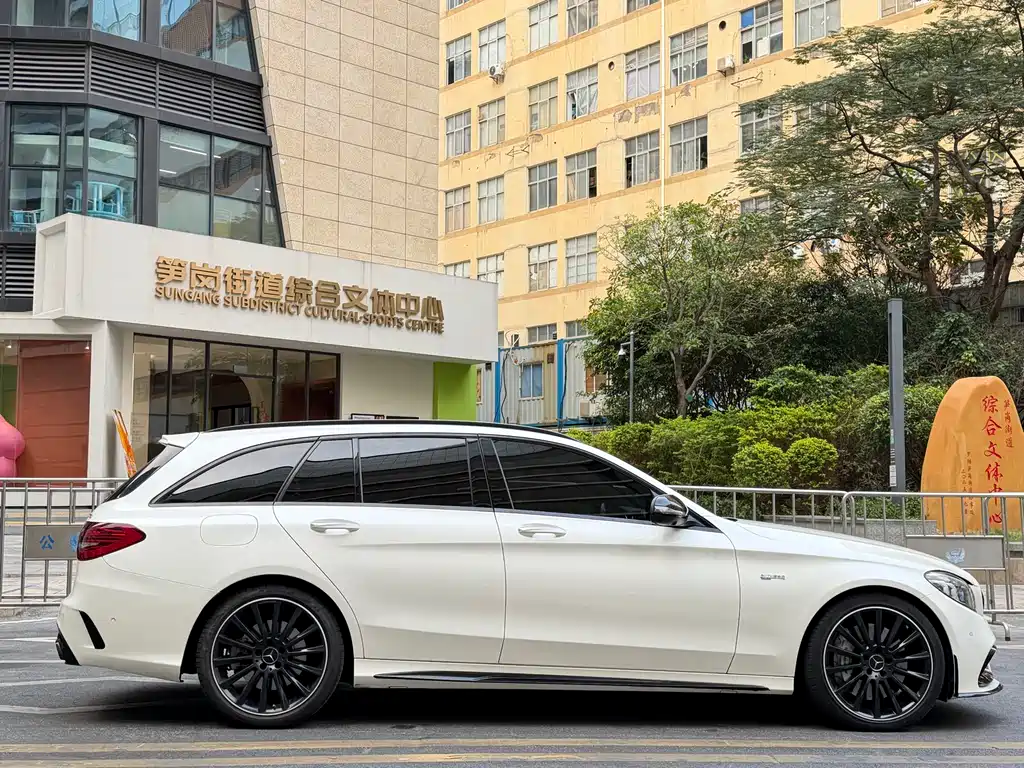 Mercedes-Benz C-Class AMG 2019 AMG C 43 4MATIC Touring Sedan Special Edition купить на сайте DeffCars