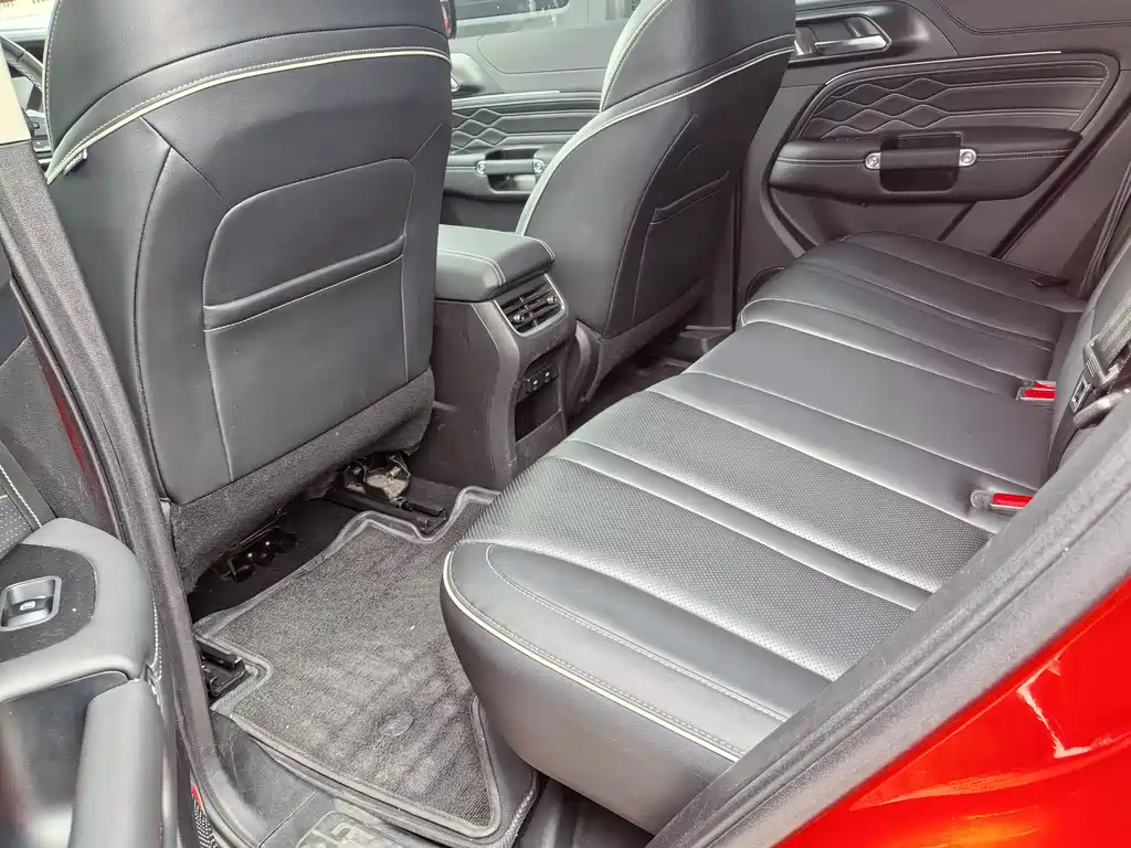 Tank 300 2023 Off-Road Version 2.0T Challenger купить на сайте DeffCars