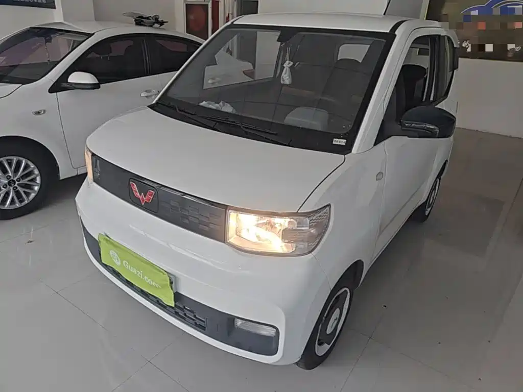 Hongguang MINIEV 2022 Relaxed Lithium Iron Phosphate купить на сайте DeffCars