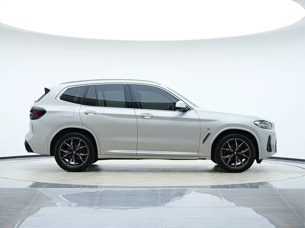 BMW X3 2022 facelift xDrive25i M sports package купить на сайте DeffCars