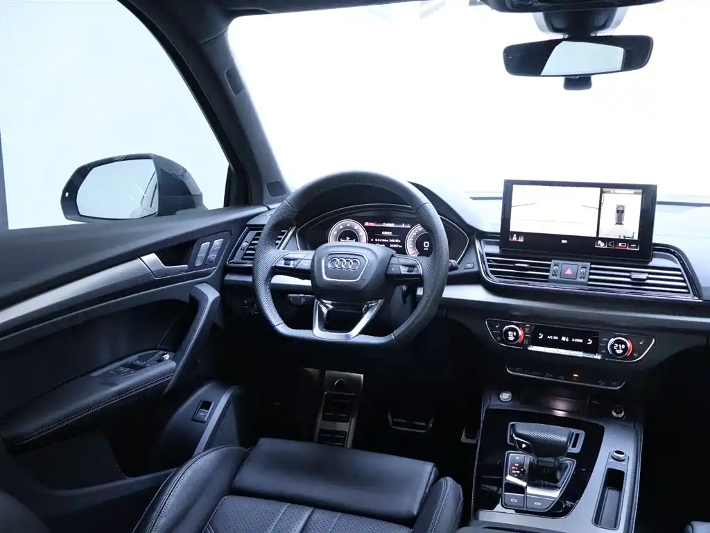 Audi Q5L 2023 45T luxury and dynamic model купить на сайте DeffCars