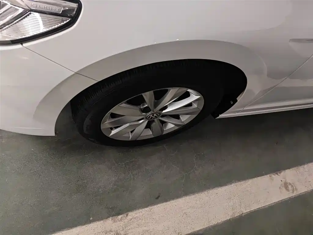Bora 2020 1.5L automatic elite model купить на сайте DeffCars